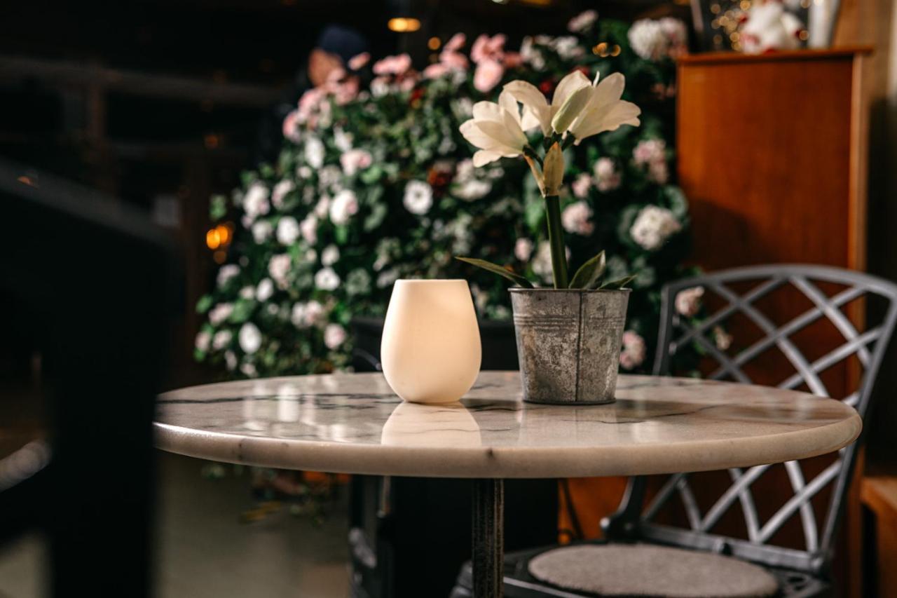 Hotell Bjoerken أوميو المظهر الخارجي الصورة