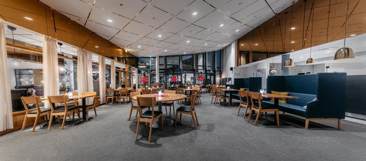 Hotell Bjoerken أوميو المظهر الخارجي الصورة