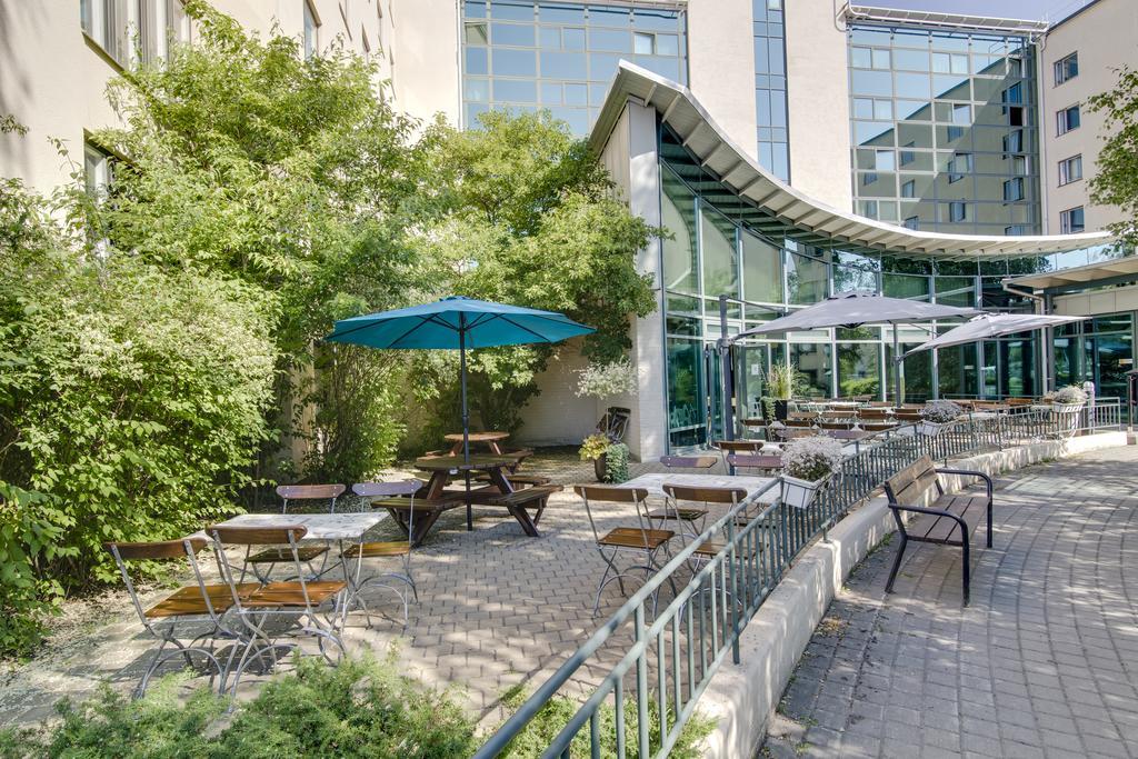 Hotell Bjoerken أوميو المظهر الخارجي الصورة