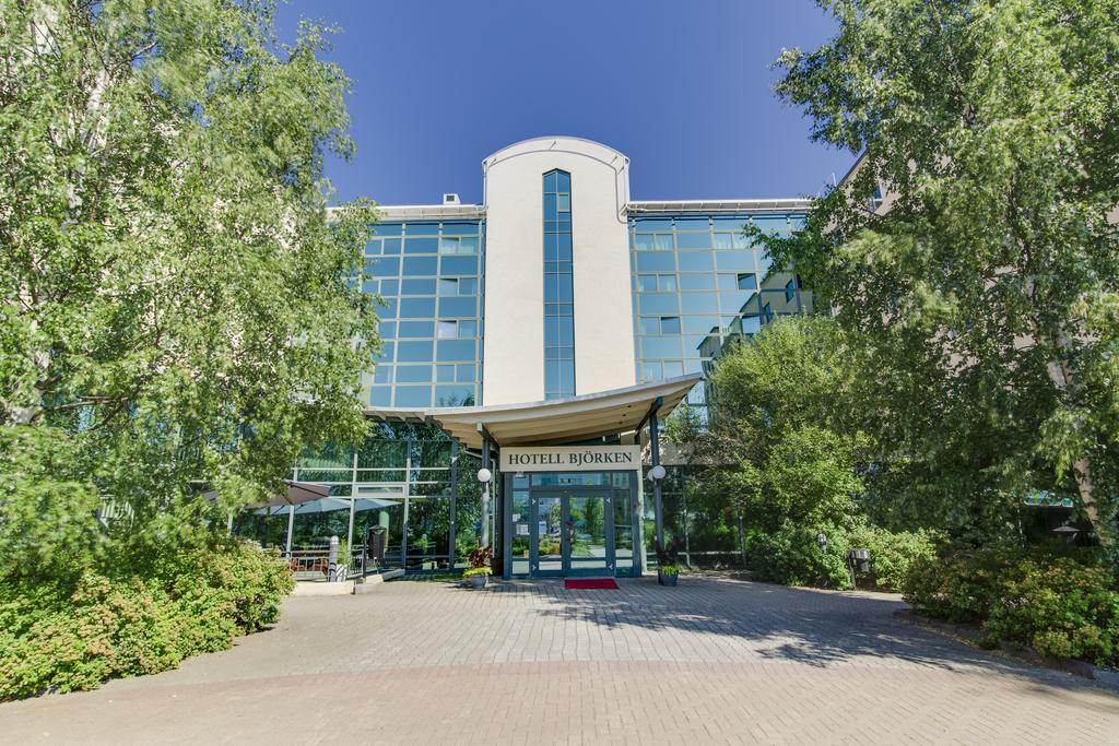 Hotell Bjoerken أوميو المظهر الخارجي الصورة