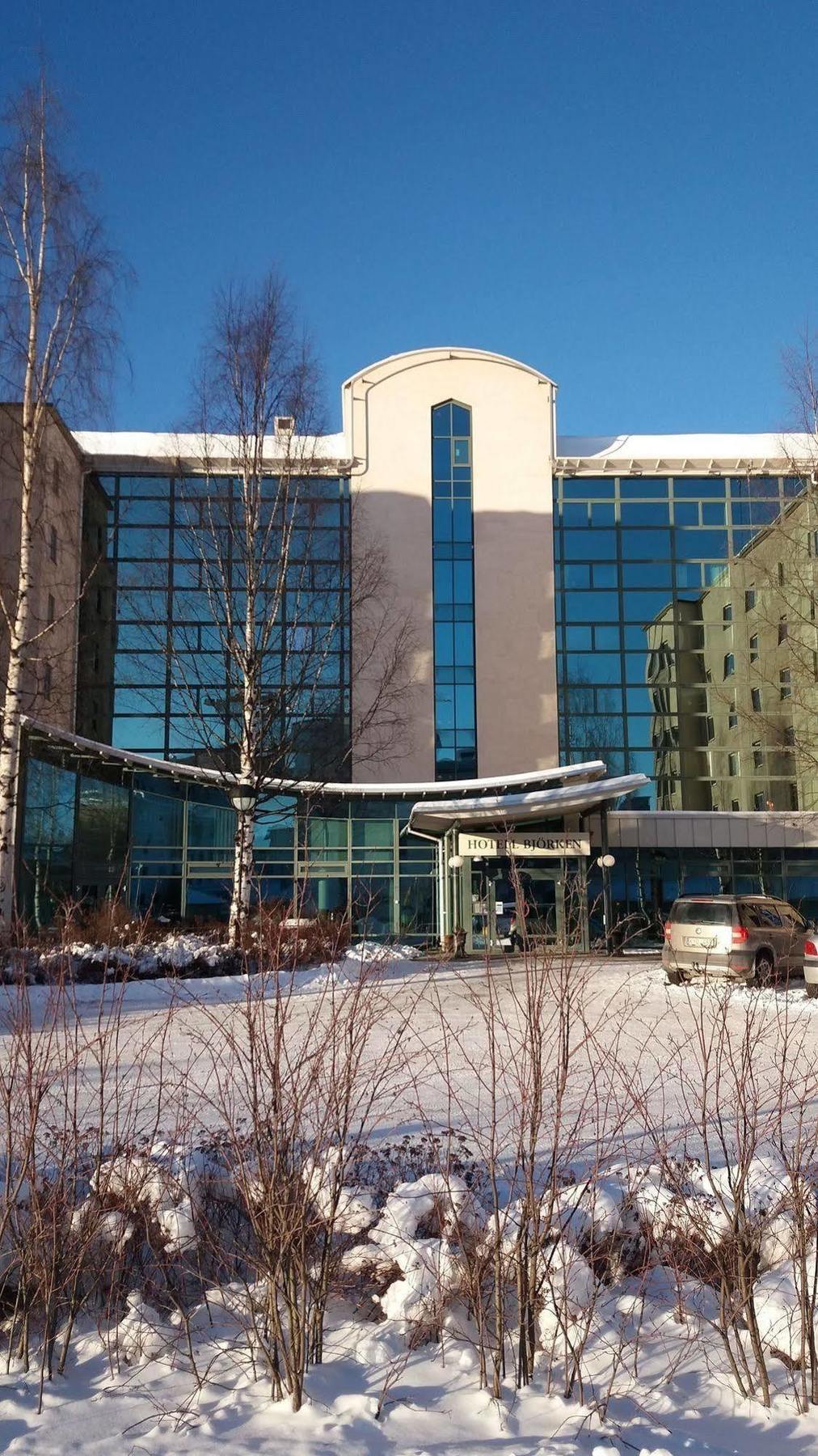 Hotell Bjoerken أوميو المظهر الخارجي الصورة